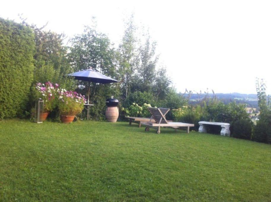 Charmantes Landhaus Mit Garten Und Traumhaftem Fernblick Thal  Exterior foto