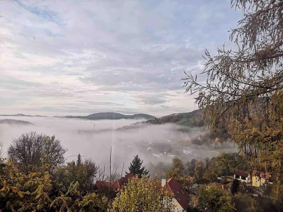 Charmantes Landhaus Mit Garten Und Traumhaftem Fernblick Thal  Exterior foto